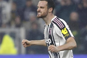 加时末段尤文图斯调整名单：意大利杯节点到来，更衣室稳定，团队化学反应显著(尤文图斯vs斯图加特)-爱游戏体育下载