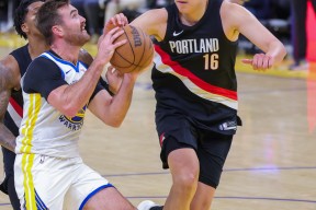 转会期金州勇士防线松动：NBA总决赛节点到来，气氛紧张，团队化学反应显著的简单介绍-爱游戏